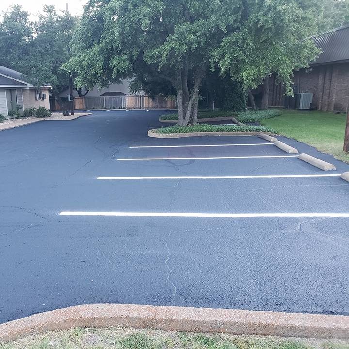 Sealed and Lined Pavement